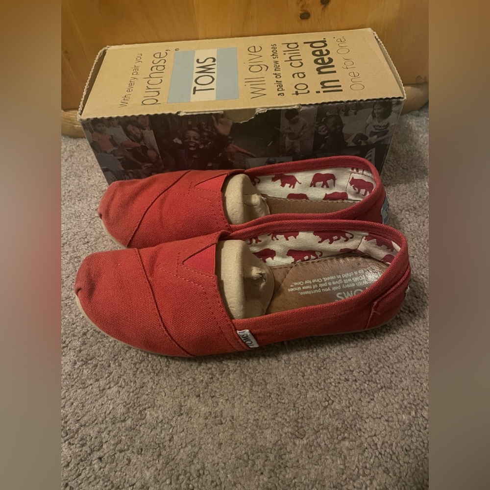 Red Toms - Picture 3 of 9